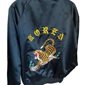 Vintage Korean Bomber Jacket Satin Black with Tiger. Full zipwith pockets Medium
